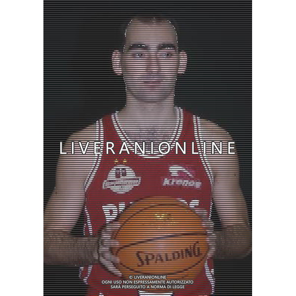 RETROSPETTIVA FLAVIO PORTALUPPI BASKET NELLA FOTO FLAVIO PORTALUPPI CON LA MAGLIA DELLA PHILIPS MILANO AG ALDO LIVERANI SAS