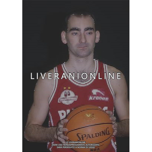 RETROSPETTIVA FLAVIO PORTALUPPI BASKET NELLA FOTO FLAVIO PORTALUPPI CON LA MAGLIA DELLA PHILIPS MILANO AG ALDO LIVERANI SAS