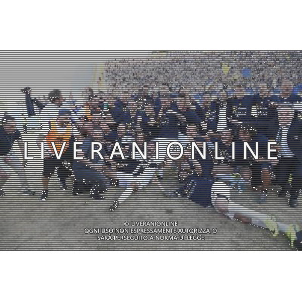 Parma - Alessandria Finale Play Off Lega Pro 17/06/2017 nella foto: esultanza del parma per la promozione in serie B Â©Claudio Zamagni/Agenzia Aldo Liverani / AGENZIA ALDO LIVERANI SAS - Parma - Alessandria partita Finale Play Off Lega Pro a Firenze 17/06/2017