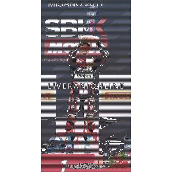Misano - Gara 2 Campionato Mondiale Superbike 18/06/2017 nella foto: esultanza Marco Melandri (Ducati Aruba Racing) ©Claudio Zamagni/Agenzia Aldo Liverani Marco Melandri (Ducati Aruba Racing) celebrates during Race 2 Superbike World Championship Pirelli Riviera di Rimini Round at Misano World Circuit Marco Simoncelli June 18. 2017 in Misano Adriatico Photo credit by Claudio Zamagni/Aldo Liverani Photo Agency