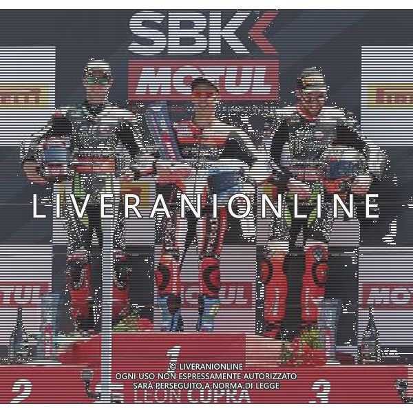 Misano - Gara 2 Campionato Mondiale Superbike 18/06/2017 nella foto: Marco Melandri (Ducati Aruba Racing) Tom Sykes (kawasaki Racing Team) Jonathan Rea (kawasaki Racing team) ©Claudio Zamagni/Agenzia Aldo Liverani Marco Melandri (Ducati Aruba Racing) Tom Sykes (kawasaki Racing Team) Jonathan Rea (kawasaki Racing team during Race 2 Superbike World Championship Pirelli Riviera di Rimini Round at Misano World Circuit Marco Simoncelli June 18. 2017 in Misano Adriatico Photo credit by Claudio Zamagni/Aldo Liverani Photo Agency