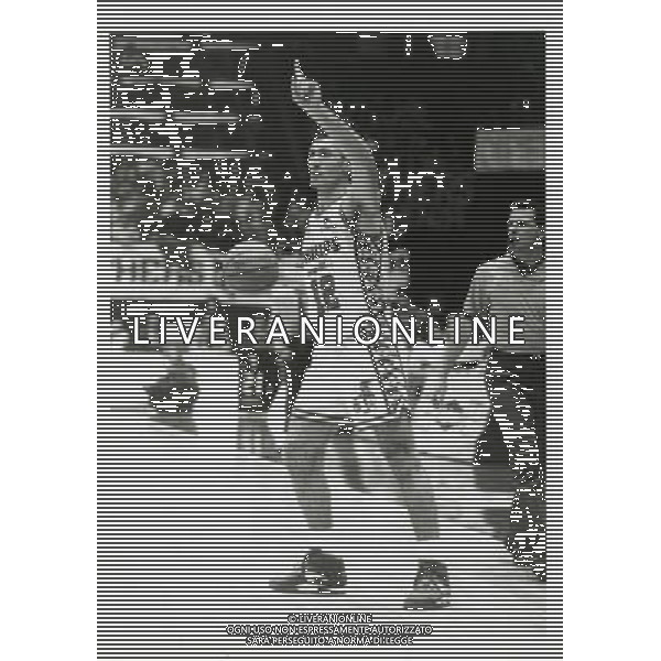 RETROSPETTIVA ANTONELLO RIVA BASKET NELLA FOTO ANTONELLO RIVA CON LA MAGLIA DELLA PHILIPS MILANO AG ALDO LIVERANI SAS