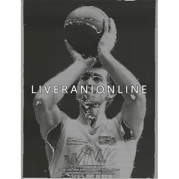 RETROSPETTIVA ANTONELLO RIVA BASKET NELLA FOTO ANTONELLO RIVA CON LA MAGLIA DELLA VISMARA CANTU AG ALDO LIVERANI SAS