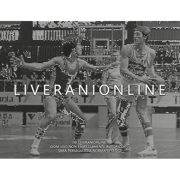 RETROSPETTIVA ANTONELLO RIVA BASKET NELLA FOTO ANTONELLO RIVA CON LA MAGLIA DELLA SQUIBB CANTU AG ALDO LIVERANI SAS