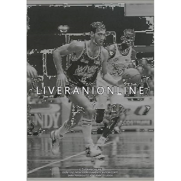 RETROSPETTIVA ANTONELLO RIVA BASKET NELLA FOTO ANTONELLO RIVA CON LA MAGLIA DELLA VISMARA CANTU AG ALDO LIVERANI SAS