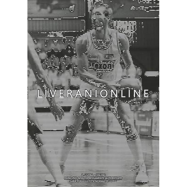 RETROSPETTIVA ANTONELLO RIVA BASKET NELLA FOTO ANTONELLO RIVA CON LA MAGLIA DELLA AREXONS CANTU AG ALDO LIVERANI SAS