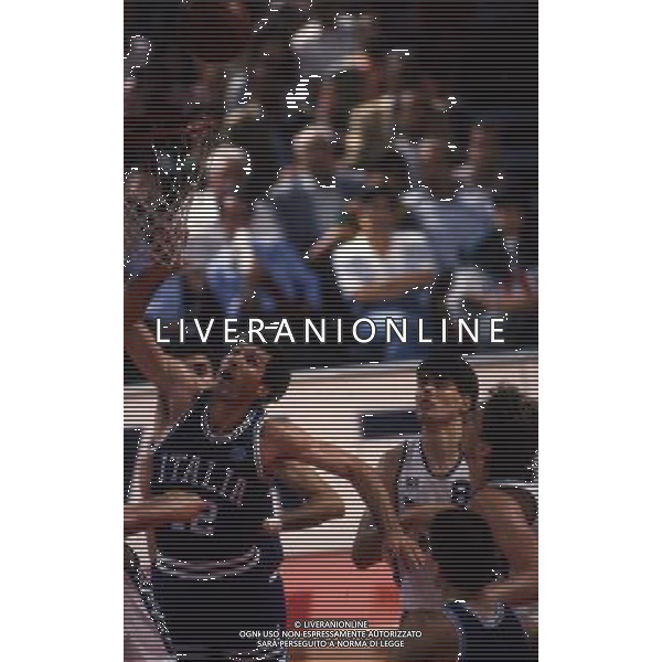 RETROSPETTIVA ANTONELLO RIVA BASKET NELLA FOTO ANTONELLO RIVA CON LA MAGLIA DELLA NAZIONALE ITALIANA AG ALDO LIVERANI SAS
