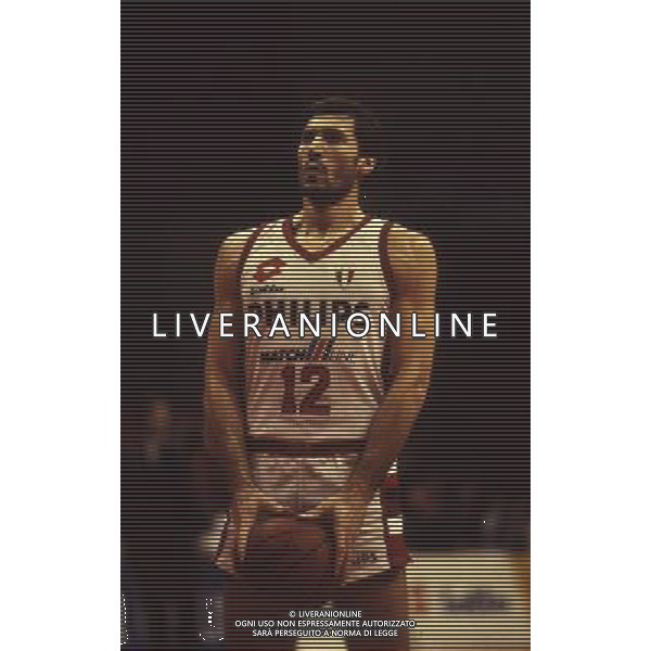RETROSPETTIVA ANTONELLO RIVA BASKET NELLA FOTO ANTONELLO RIVA CON LA MAGLIA DELLA PHILIPS MILANO AG ALDO LIVERANI SAS