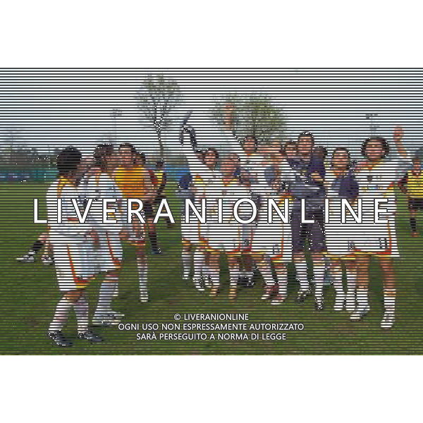 Milano 06/04/205 Finale Coppa italia Primavera 2004/05 nella foto La squadra del Lecce vincitrice della Coppa foto Recalcati / Ag.Aldo Liverani