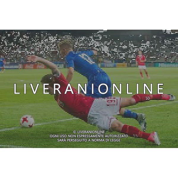 KRAKOW 18.06.2017 MECZ GRUPA C MISTRZOSTWA EUROPY U-21 W PILCE NOZNEJ 2017: DANIA - WLOCHY --- 2017 UEFA EUROPEAN U21 CHAMPIONSHIP MATCH: DENMARK - ITALY NZ FREDERIK BORSTING DANIA DENMARK ANDREA CONTI WOLCHY ITALY FOT LUKASZ KRAJEWSKI / FOKUSMEDIA. / NEWSPIX.PL --- Newspix.pl AG ALDO LIVERANI SAS *** Local Caption *** www.newspix.pl mail us: info@newspix.pl call us: 0048 022 23 22 222 --- Polish Picture Agency by Ringier Axel Springer Poland