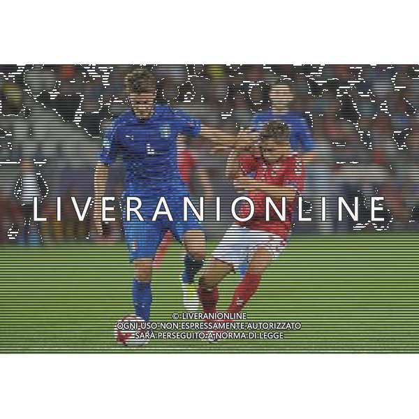 2017.06.18 Krakow Pilka Nozna Mistrzostwa Europy U21 Dania - Wlochy N/z Mattia Caldara, Andrew Hjulsager Foto Rafal Rusek / PressFocus 2017.06.18 Krakow Football UEFA Under21 Championship Poland 2017 Denmark - Italy Mattia Caldara, Andrew Hjulsager Credit: Rafal Rusek / PressFocus / NEWSPIX.PL --- Newspix.pl AG ALDO LIVERANI SAS *** Local Caption *** www.newspix.pl mail us: info@newspix.pl call us: 0048 022 23 22 222 --- Polish Picture Agency by Ringier Axel Springer Poland