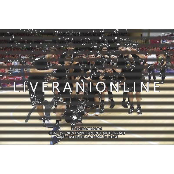 TRIESTE-VIRTUS SEGAFREDO BOLOGNA 19-06-2017 FINALE PLAY OFF PER LA CONQUISTA DELLA SERIE A 1 NELLA FOTO I GIOCATORI DELLA VIRTUS SEGAFREDO BOLOGNA ESULTANO PER LA PROMOZIONE IN SERIE A 1 FOTO OPTIMA-AG ALDO LIVERANI SAS