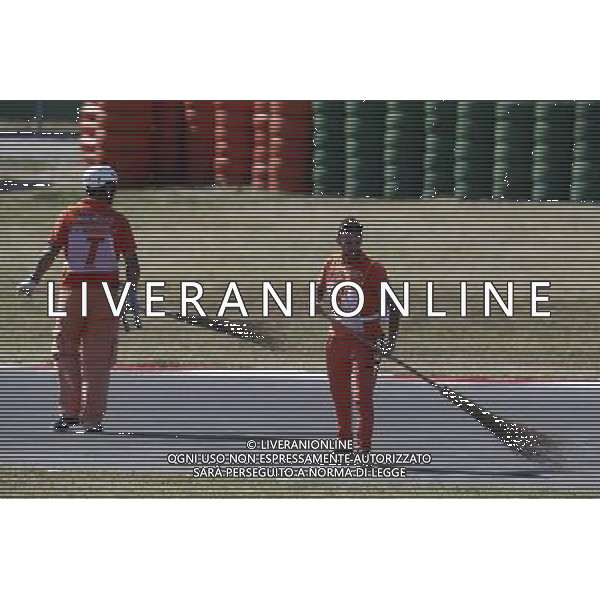 Misano - Campionato Mondiale Superbike 18/06/2017 nella foto: commissari al lavoro ©Claudio Zamagni/Agenzia Aldo Liverani man at work during Superbike World Championship Pirelli Riviera di Rimini Round at Misano World Circuit Marco Simoncelli June 18. 2017 in Misano Adriatico Photo credit by Claudio Zamagni/Aldo Liverani Photo Agency