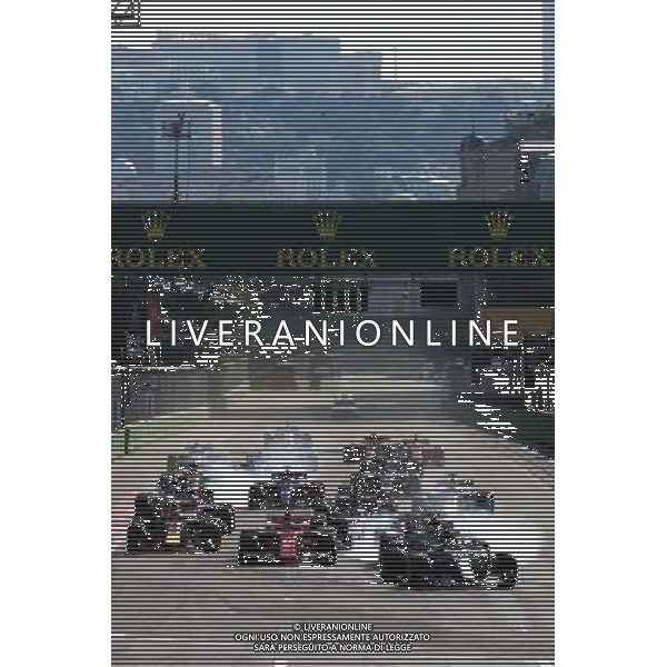 Lewis Hamilton (GBR) Mercedes AMG F1 W08 leads at the start of the race. 25.06.2017. Formula 1 World Championship, Rd 8, Azerbaijan Grand Prix, Baku Street Circuit, Azerbaijan, Race Day. / AGENZIA ALDO LIVERANI SAS ITALY ONLY - EDITORIAL USE ONLY - Gp F1 Baku Street Circuit, Azerbaijan, Gara 25.06.2017. 