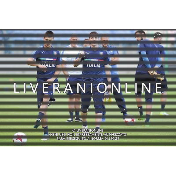 26.06.2017 KRAKOW PILKA NOZNA ( FOOTBALL ) MISTRZOSTWA EUROPY UEFA DO LAT 21 POLSKA 2017 ( UEFA EURO UNDER 21 POLAND ) OFICJALNA KONFERENCJA PRASOWA I TRENING REPREZENTACJI WLOCH U21 PRZED MECZEM Z HISZPANIA U21 ( ITALY PRESS CONFERENCE AND TEAM PRACTISE BEFORE GAME WITH SPAIN ) NZ ALESSIO CRAGNO ALBERTO GRASSI FOTO MICHAL STANCZYK / CYFRASPORT / NEWSPIX.PL --- Newspix.pl / AGENZIA ALDO LIVERANI SAS - ITALY ONLY EDITORIAL USE ONLY - Allenamento della Nazionale Italiana UEFA Campionato Europeo Under 21 Polonia 2017 Cracovia 26.06.2017