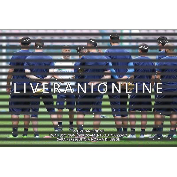 26.06.2017 KRAKOW PILKA NOZNA ( FOOTBALL ) MISTRZOSTWA EUROPY UEFA DO LAT 21 POLSKA 2017 ( UEFA EURO UNDER 21 POLAND ) OFICJALNA KONFERENCJA PRASOWA I TRENING REPREZENTACJI WLOCH U21 PRZED MECZEM Z HISZPANIA U21 ( ITALY PRESS CONFERENCE AND TEAM PRACTISE BEFORE GAME WITH SPAIN ) NZ TRENER ( HEAD COACH ) LUIGI DI BIAGIO FOTO MICHAL STANCZYK / CYFRASPORT / NEWSPIX.PL --- Newspix.pl / AGENZIA ALDO LIVERANI SAS - ITALY ONLY EDITORIAL USE ONLY - Allenamento della Nazionale Italiana UEFA Campionato Europeo Under 21 Polonia 2017 Cracovia 26.06.2017