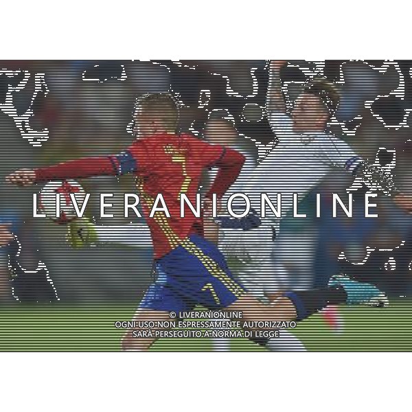 2017.06.27 Krakow Pilka nozna kadra reprezentacja Mistrzostwa Europy U21 Polska 2017 Hiszpania - Wlochy N/z Gerard Deulofeu Federico Bernardeschi Foto Lukasz Laskowski / PressFocus 2017.06.27 Krakow Football UEFA Under21 Championship Poland 2017 Spain vs. Italy Gerard Deulofeu Federico Bernardeschi Credit: Lukasz Laskowski / PressFocus / NEWSPIX.PL --- Newspix.pl AG ALDO LIVERANI SAS *** Local Caption *** www.newspix.pl mail us: info@newspix.pl call us: 0048 022 23 22 222 --- Polish Picture Agency by Ringier Axel Springer Poland