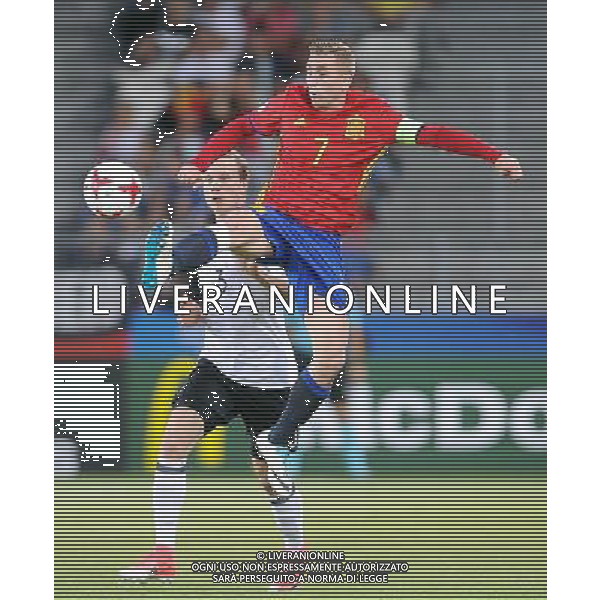 2017.06.30 Krakow Pilka nozna Mistrzostwa Europy U21 Euro U21 Final Niemcy - Hiszpania (Germany - Spain) N/z Yannick Gerhardt Gerard Deulofeu Foto Lukasz Sobala / PressFocus 2017.06.30 Krakow Football UEFA Under21 Championship Poland 2017 Final Niemcy - Hiszpania (Germany - Spain) Yannick Gerhardt Gerard Deulofeu Credit: Lukasz Sobala / PressFocus / NEWSPIX.PL --- Newspix.pl / AGENZIA ALDO LIVERANI SAS - ITALY ONLY EDITORIAL USE ONLY - Germania - Spagna Finale UEFA Campionato Europeo Under 21 Polonia 2017 Krakow (Polonia) - 30.06.2017