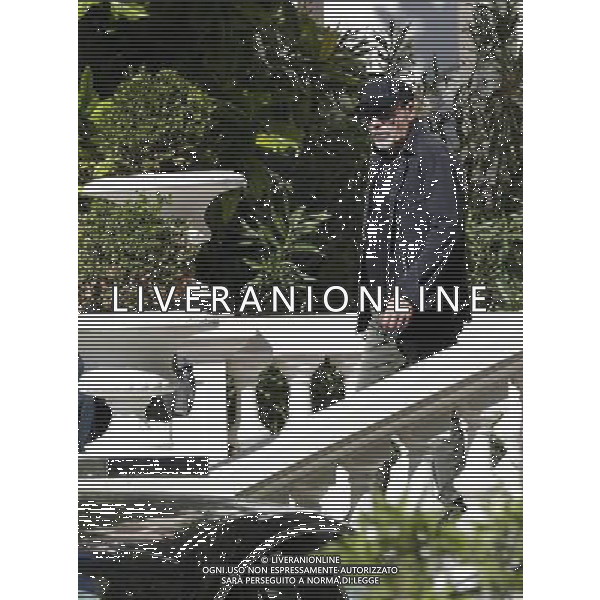 Rimini - From Modena Park to Rimini concerto di Vasco Rossi trasmesso sul maxi schermo in spiaggia 01/07/2017 nella foto:Vasco Rossi fuori dal Grand Hotel di Rimini per andare al Modena Park in elicottero ©Claudio Zamagni/Agenzia Aldo Liverani s.a.s. 