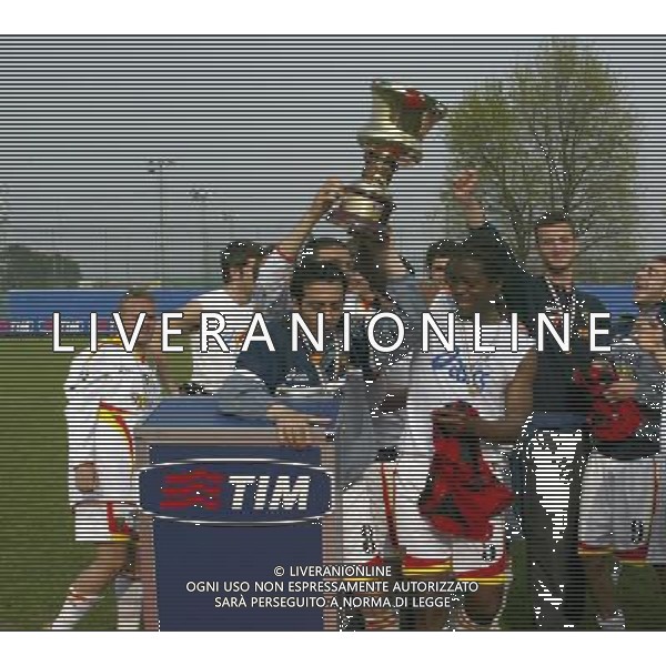 SETTIMO MILANESE 06/04/2005 FINALE DI RITORNO TROFEO TIM PRIMAVERA MILAN-LECCE NELLA FOTO: FESTA LECCE FOTO BARATTINI ALEXANDRO/AG. ALDO LIVERANI