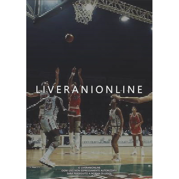RETROSPETTIVA ALBERTO TONUT BASKET NELLA FOTO ALBERTO TONUT AG ALDO LIVERANI SAS