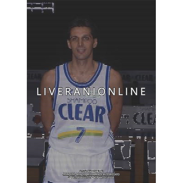 RETROSPETTIVA ALBERTO TONUT BASKET NELLA FOTO ALBERTO TONUT CON LA MAGLIA DELLA CLEAR CANTU\' AG ALDO LIVERANI SAS