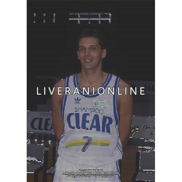RETROSPETTIVA ALBERTO TONUT BASKET NELLA FOTO ALBERTO TONUT CON LA MAGLIA DELLA CLEAR CANTU\' AG ALDO LIVERANI SAS