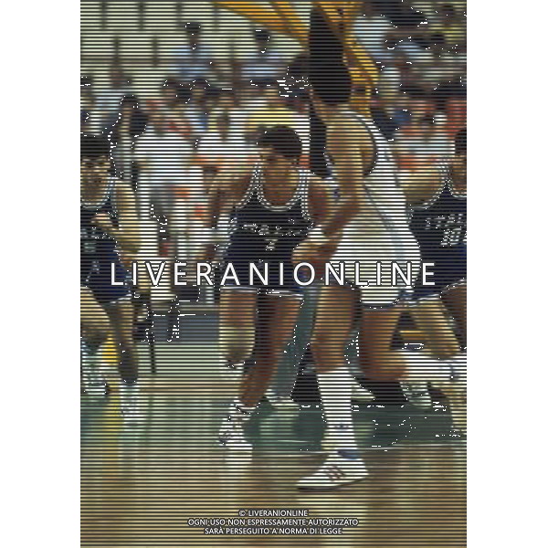 RETROSPETTIVA ALBERTO TONUT BASKET NELLA FOTO ALBERTO TONUT CON LA MAGLIA DELLA NAZIONALE ITALIANA AG ALDO LIVERANI SAS