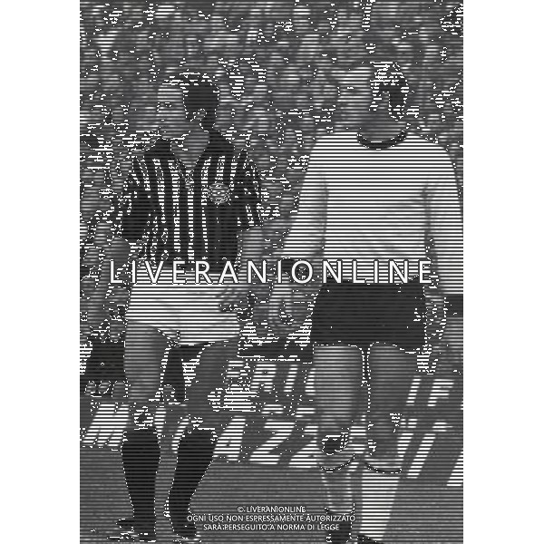 RETROSPETTIVA LUCIANO CHIARUGI ALLENATORE E CALCIATORE NELLA FOTO LUCIANO CHIARUGI CON LA MAGLIA DEL MILAN AG ALDO LIVERANI SAS
