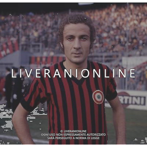 RETROSPETTIVA LUCIANO CHIARUGI ALLENATORE E CALCIATORE NELLA FOTO LUCIANO CHIARUGI CON LA MAGLIA DEL MILAN AG ALDO LIVERANI SAS