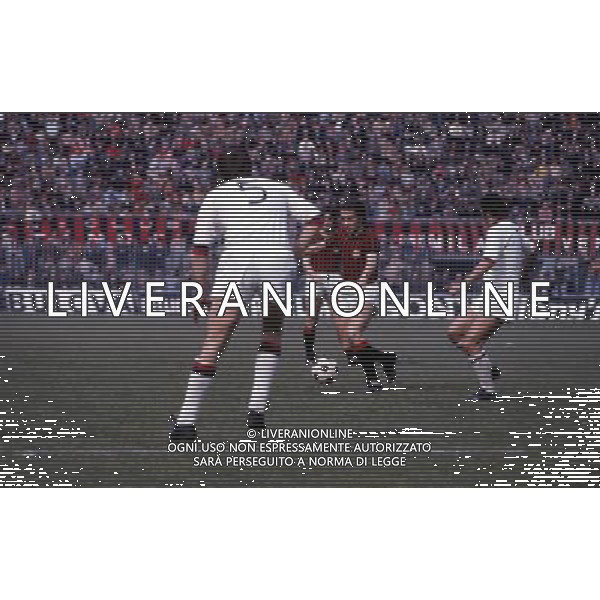 RETROSPETTIVA LUCIANO CHIARUGI ALLENATORE E CALCIATORE NELLA FOTO LUCIANO CHIARUGI CON LA MAGLIA DEL MILAN AG ALDO LIVERANI SAS