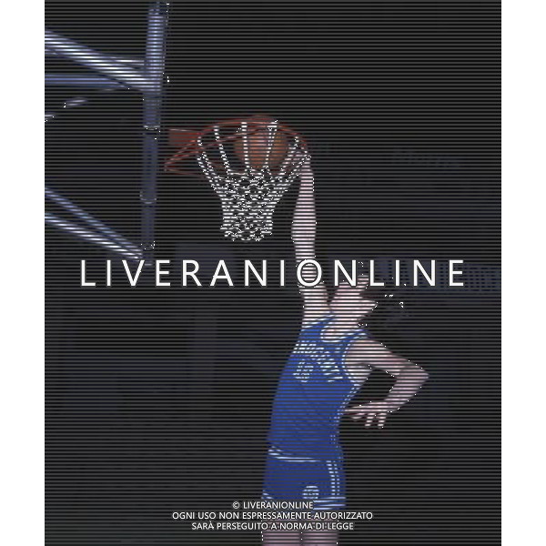RETROSPETTIVA VITTORIO FERRACINI BASKET NELLA FOTO VITTORIO FERRACINI CON LA MAGLIA INNOCENTI AG ALDO LIVERANI SAS
