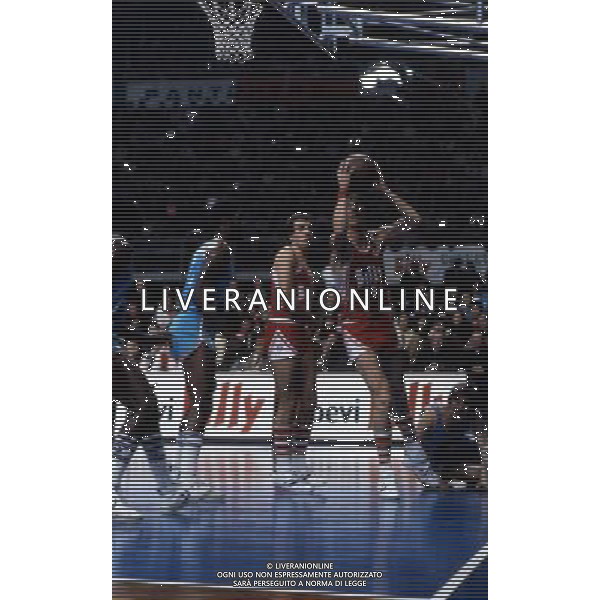 RETROSPETTIVA VITTORIO FERRACINI BASKET NELLA FOTO VITTORIO FERRACINI CON LA MAGLIA BILLY AG ALDO LIVERANI SAS