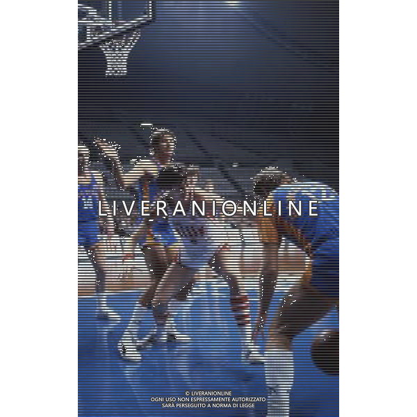 RETROSPETTIVA VITTORIO FERRACINI BASKET NELLA FOTO VITTORIO FERRACINI CON LA MAGLIA BILLY AG ALDO LIVERANI SAS