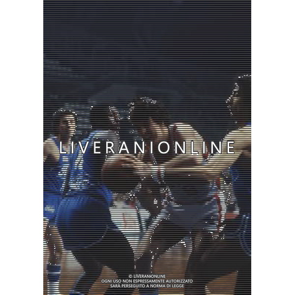 RETROSPETTIVA VITTORIO FERRACINI BASKET NELLA FOTO VITTORIO FERRACINI CON LA MAGLIA BILLY AG ALDO LIVERANI SAS