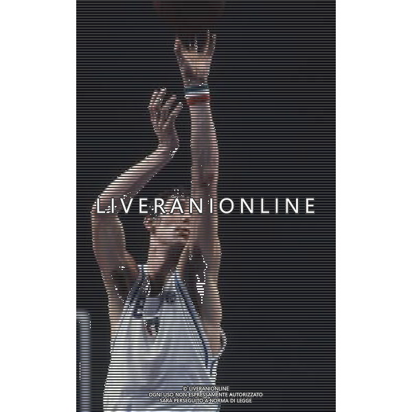RETROSPETTIVA VITTORIO FERRACINI BASKET NELLA FOTO VITTORIO FERRACINI CON LA MAGLIA DELLA NAZIONALE ITALIANA AG ALDO LIVERANI SAS