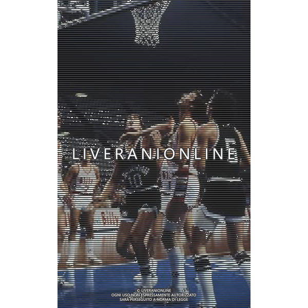 RETROSPETTIVA VITTORIO FERRACINI BASKET NELLA FOTO VITTORIO FERRACINI CON LA MAGLIA BILLY AG ALDO LIVERANI SAS