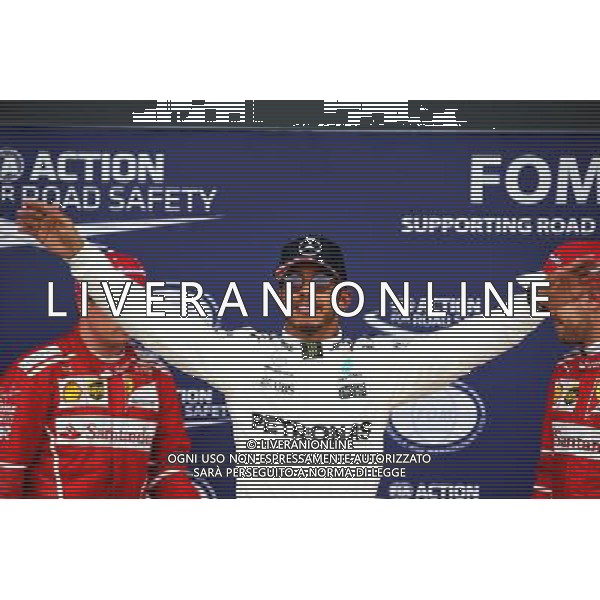 Lewis Hamilton (GBR) Mercedes AMG F1 celebrates his pole position in parc ferme. 15.07.2017. Formula 1 World Championship, Rd 10, British Grand Prix, Silverstone, England, Qualifying Day. AG ALDO LIVERANI SAS ONLY ITALY