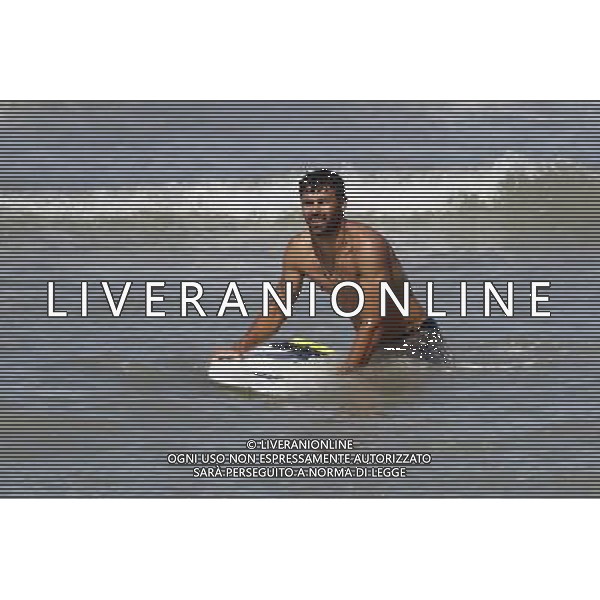 Francisco Porcella - Big Wave Rider 16/07/2017 nella foto: Francisco Porcella torna a riva dopo la surfata Â©Claudio Zamagni/Agenzia Aldo Liverani s.a.s. 