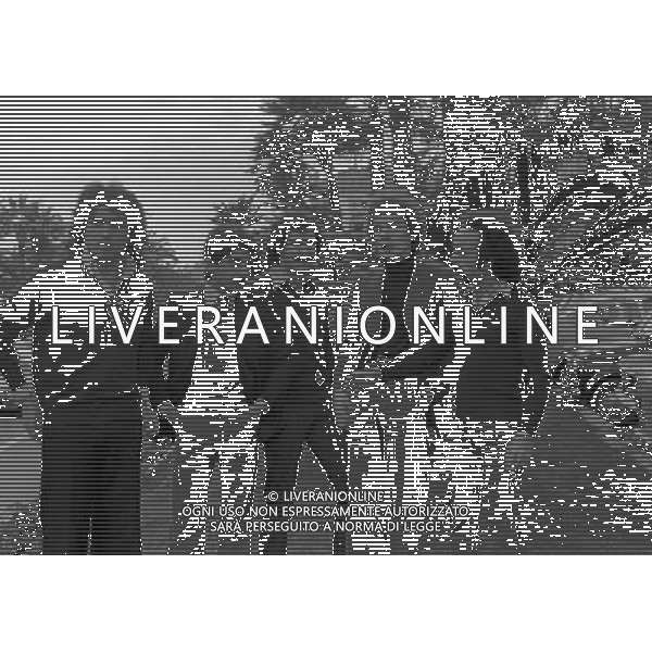 Il 26mo Festival della canzone italiana al salone delle feste del Casino\' di Sanremo dal 19 al 21 febbraio 1976 - RETROSPETTIVA nella foto Gli Albatros con Toto Cutugno ( Mario Limongelli, Lino Losito, Gilberto Trama e Massimo Vigano\' ) © ARCHIVIO / AGENZIA ALDO LIVERANI SAS