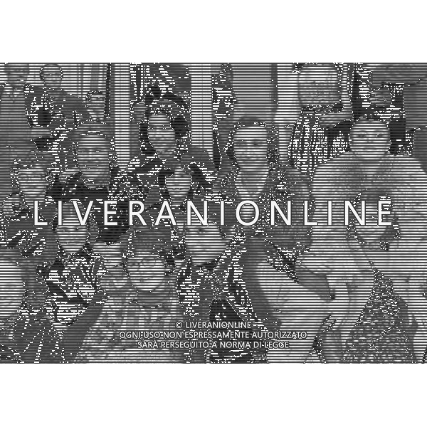 Il 26mo Festival della canzone italiana al salone delle feste del Casino\' di Sanremo dal 19 al 21 febbraio 1976 - RETROSPETTIVA nella foto I Ricchi e Poveri ( Franco Gatti; Angela Brambati; Marina Occhiena; Angelo Sotgiu ) con I Nostri Figli - © ARCHIVIO / AGENZIA ALDO LIVERANI SAS
