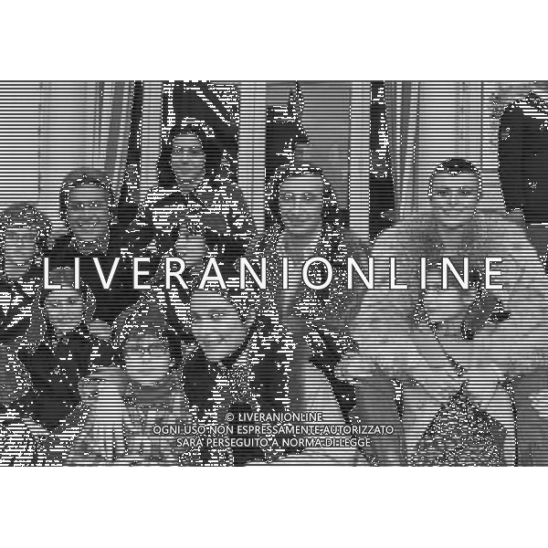 Il 26mo Festival della canzone italiana al salone delle feste del Casino\' di Sanremo dal 19 al 21 febbraio 1976 - RETROSPETTIVA nella foto I Ricchi e Poveri ( Franco Gatti; Angela Brambati; Marina Occhiena; Angelo Sotgiu ) con I Nostri Figli - © ARCHIVIO / AGENZIA ALDO LIVERANI SAS