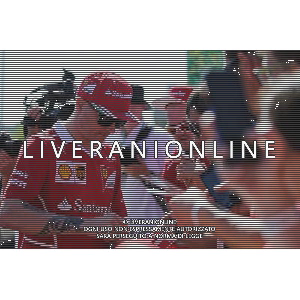 Kimi Raikkonen (FIN) Ferrari signs autographs for the fans. 29.07.2017. Formula 1 World Championship, Rd 11, Hungarian Grand Prix, Budapest, Hungary, Qualifying Day. /AGENZIA ALDO LIVERANI SAS - ITALY ONLY - EDITORIAL USE ONLY - GP F1 UNGHERIA PROVE UFFICIALI QUALIFICHE 29/07/2017