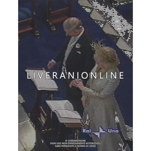 LONDRA 09/04/2005 MATRIMONIO FRA IL PRINCIPE CARLO D\'INGHILTERRA E CAMILLA PARKER-BOWLES OBBLIGATORIO CITARE LA FONTE TELEVISIVA FOTO AG. ALDO LIVERANI