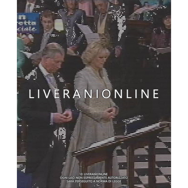 LONDRA 09/04/2005 MATRIMONIO FRA IL PRINCIPE CARLO D\'INGHILTERRA E CAMILLA PARKER-BOWLES OBBLIGATORIO CITARE LA FONTE TELEVISIVA FOTO AG. ALDO LIVERANI