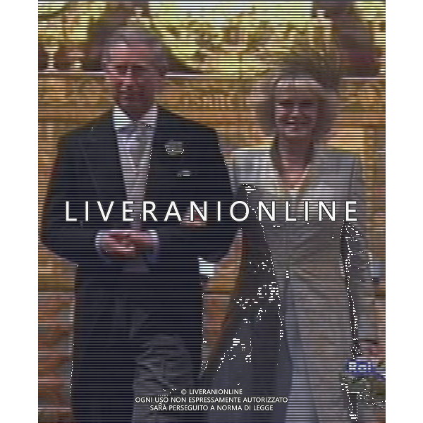 LONDRA 09/04/2005 MATRIMONIO FRA IL PRINCIPE CARLO D\'INGHILTERRA E CAMILLA PARKER-BOWLES OBBLIGATORIO CITARE LA FONTE TELEVISIVA FOTO AG. ALDO LIVERANI