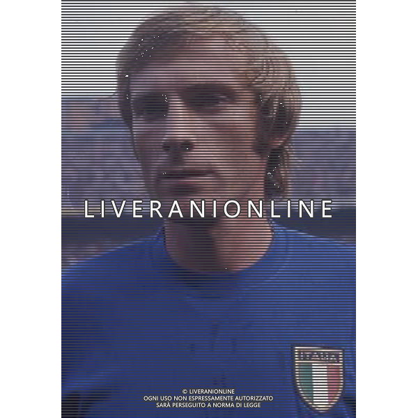 RETROSPETTIVA FRANCESCO MORINI CALCIATORE E DIRIGENTE SPORTIVO NELLA FOTO FRANCESCO MORINI CON LA MAGLIA DELLA NAZIONALE ITALIANA AG ALDO LIVERANI SAS
