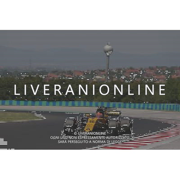 Robert Kubica (POL) Renault Sport F1 Team RS17 Test Driver. 02.08.2017. Formula 1 Testing, Budapest, Hungary. /AGENZIA ALDO LIVERANI SAS - ITALY ONLY - EDITORIAL USE ONLY