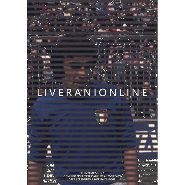 RETROSPETTIVA PIETRO ANASTASI CALCIATORE NELLA FOTO PIETRO ANASTASI CON LA MAGLIA DELLA NAZIONALE ITALIANA AG ALDO LIVERANI SAS