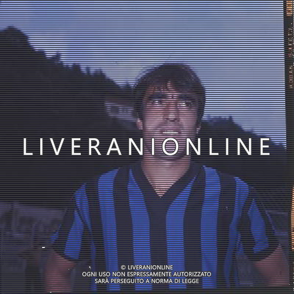 RETROSPETTIVA PIETRO ANASTASI CALCIATORE NELLA FOTO PIETRO ANASTASI CON LA MAGLIA DELL\'INTER AG ALDO LIVERANI SAS